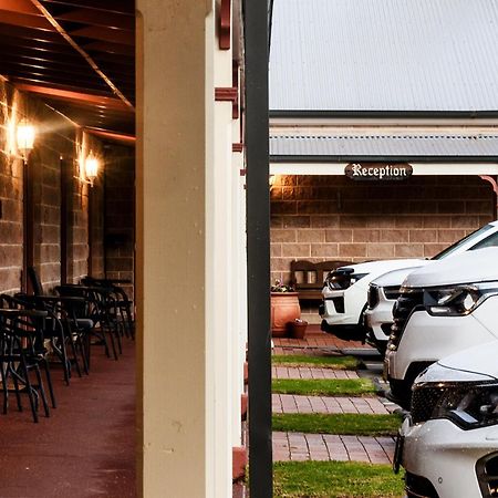 Bowen Inn Motel Lithgow Exterior foto